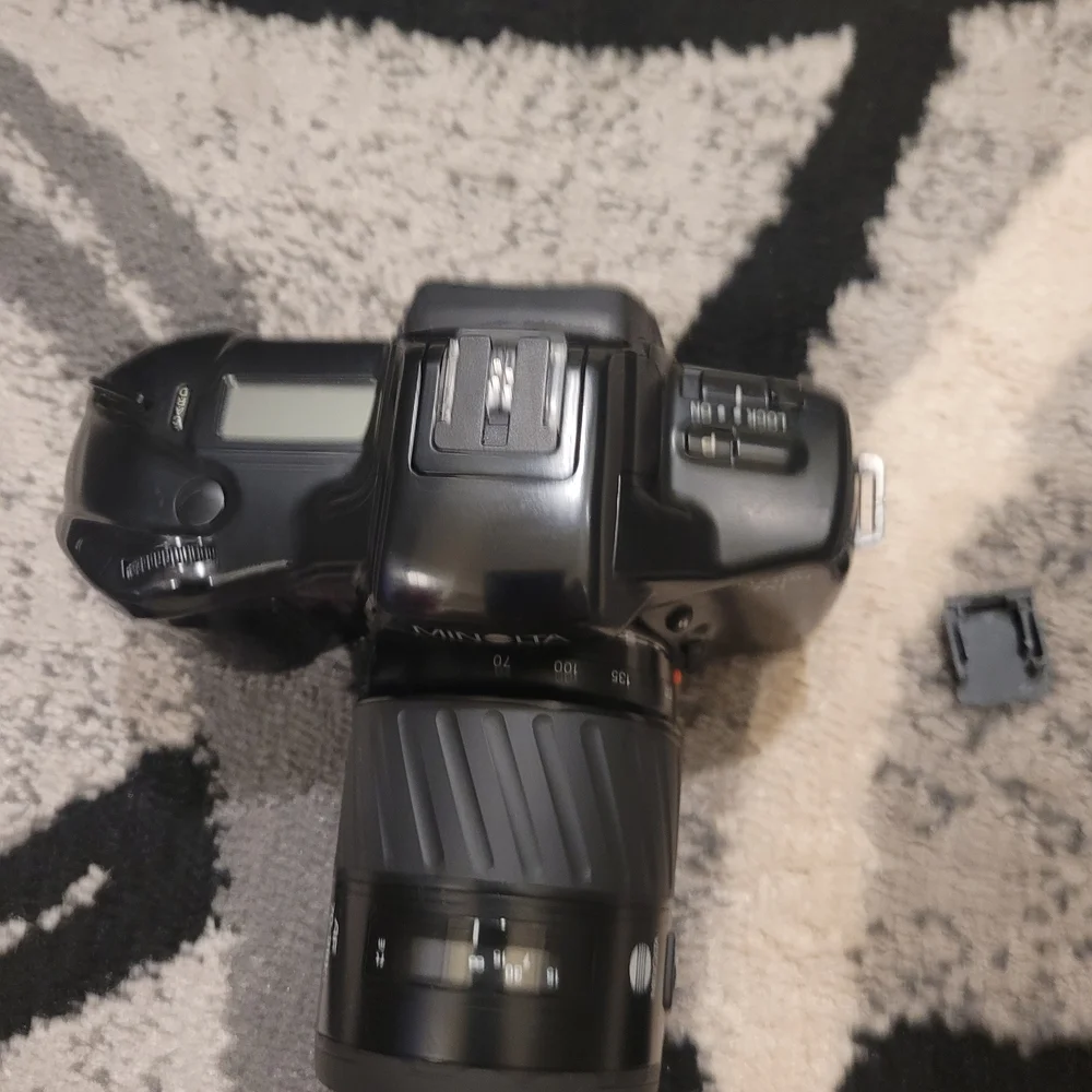 Minolta Maxxum 7xi Camera With minolta 3KY 1-AF 70-210 Beer Can Lens